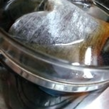 水出しコーヒーって専門の器具がいると思っていました。お湯で入れるよりマイルドで美味しいのでこれからはこの方法で作ります。
